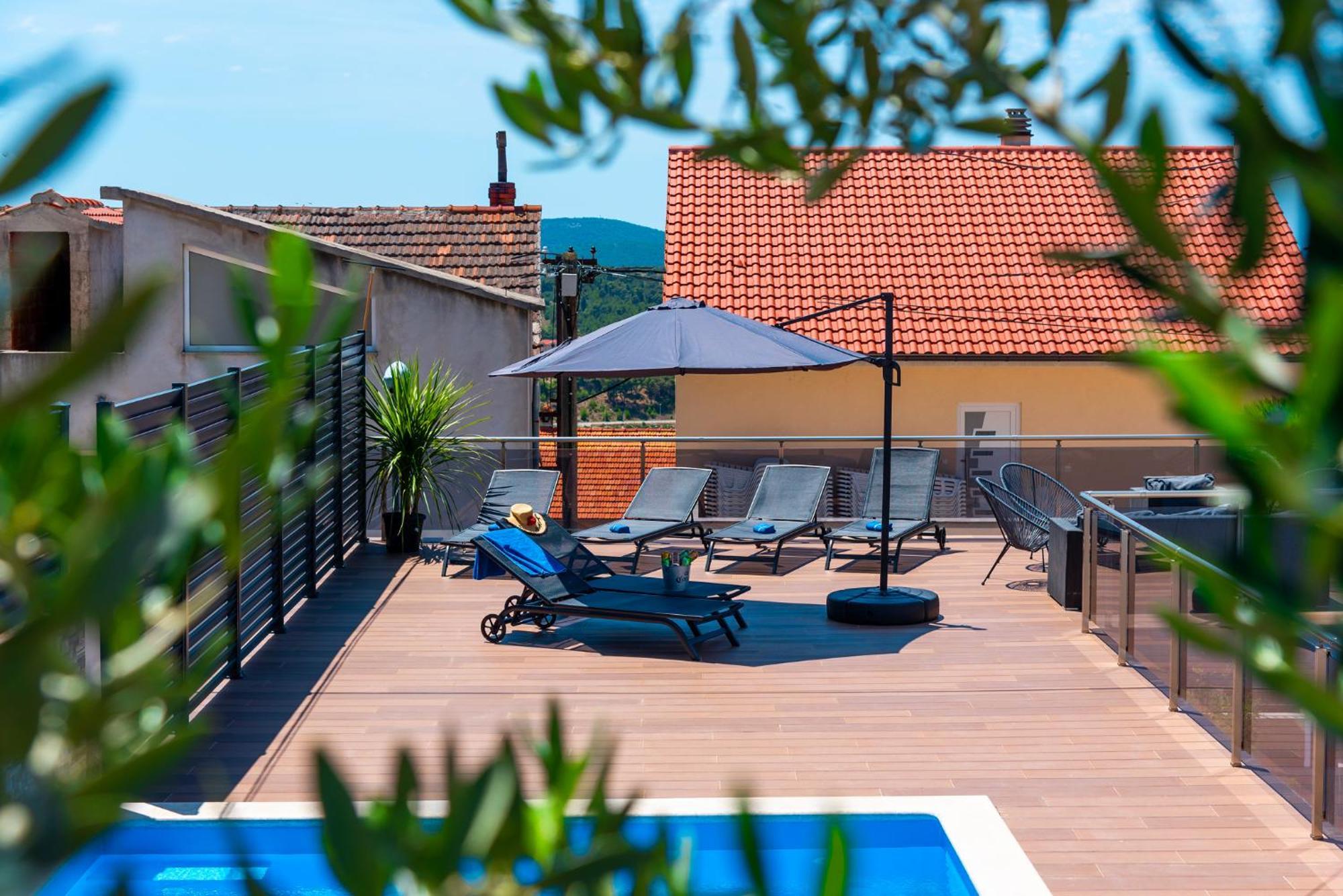 Pool Me Up! Apartman Šibenik Kültér fotó